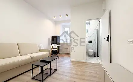 Prodej bytu 1+kk 18 m², Ortenovo náměstí, Praha 7 - Holešovice