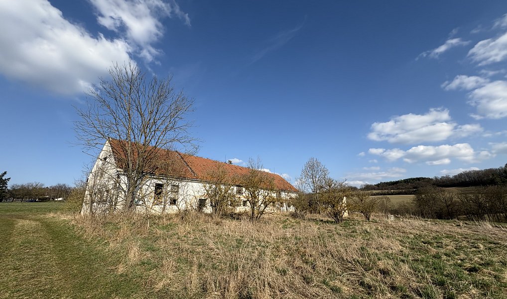 Prodej stavebního pozemku 6 579 m², Petrovice – náhled fotky 5