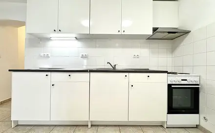 Pronájem bytu 2+kk 50 m², nám. Sv. J. Nepomuckého, Studená, okres Jindřichův Hradec
