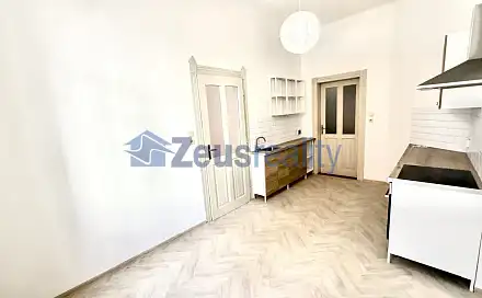 Pronájem bytu 2+1 66 m², Drahobejlova, Praha 9 - Libeň