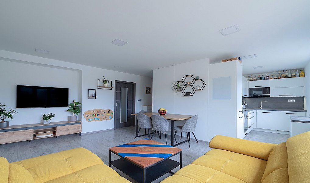 Prodej bytu 3+kk 78 m², Pardubice – náhled fotky 2