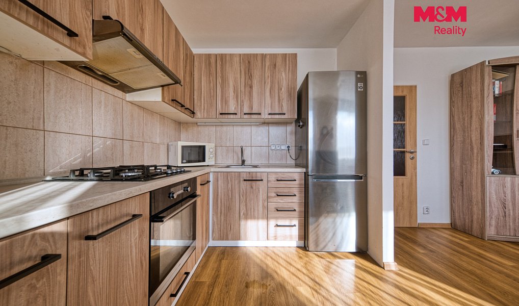 Prodej bytu 1+kk 30 m², Praha – náhled fotky 2