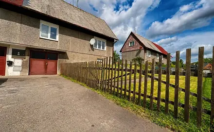 Prodej domu 145 m² s pozemkem 729 m², Husova, Kovářská, okres Chomutov