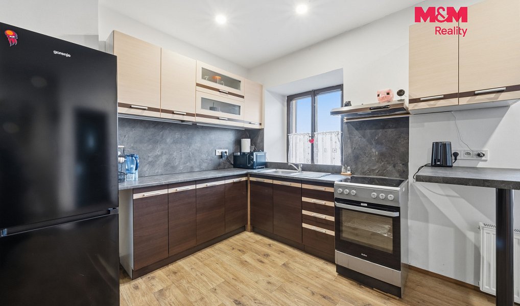 Prodej nájemního domu, činžáku 454 m², Jaroměř – náhled fotky 4