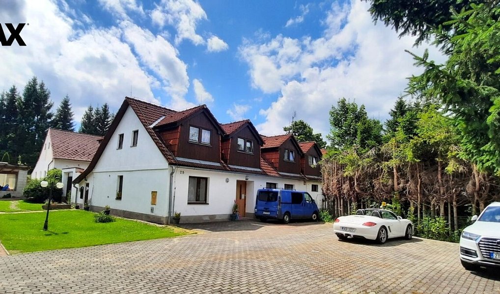 Prodej domu 1 364 m² s pozemkem 3 811 m², Kunžak – náhled fotky 2