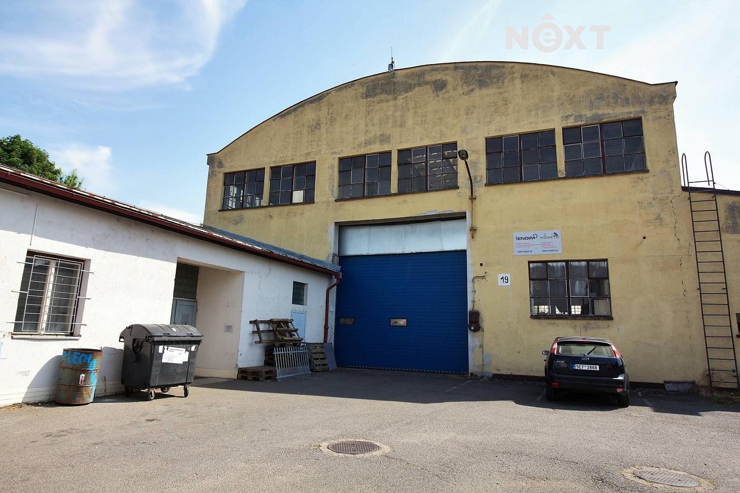 Pronájem výrobních prostor 1 600 m²