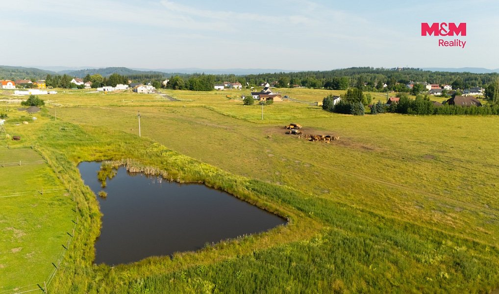 Prodej stavebního pozemku 1 100 m², Kolová – náhled fotky 3