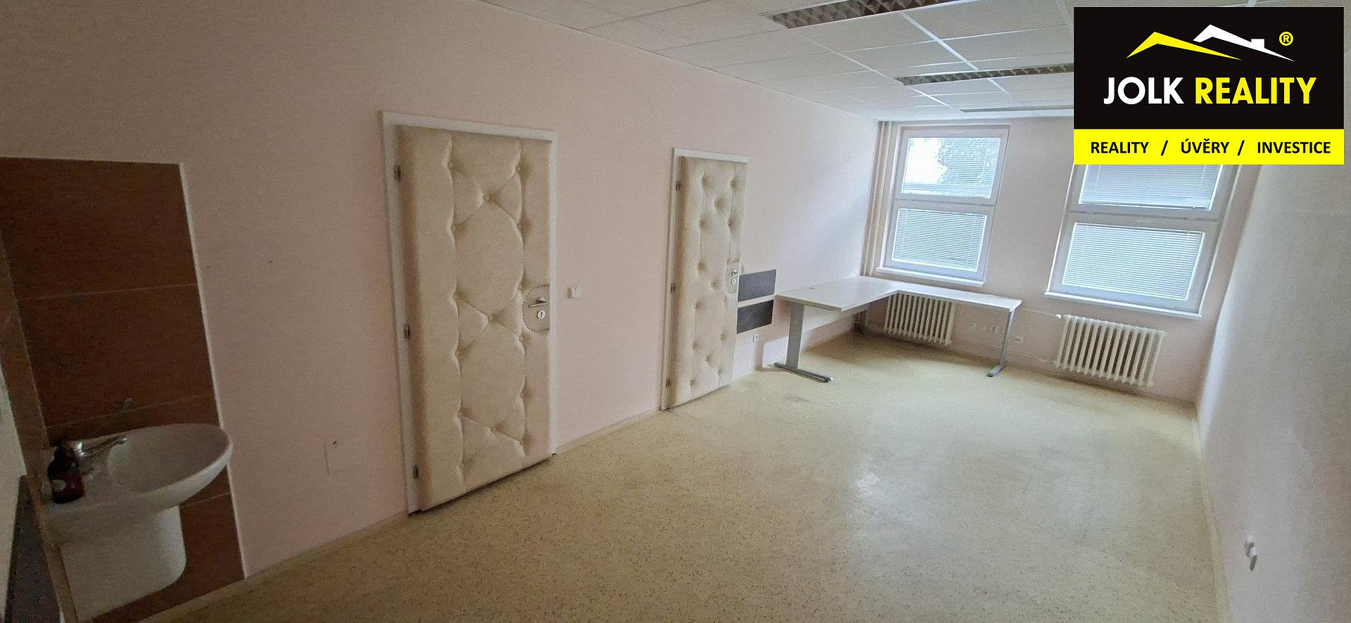 Pronájem komerčního objektu (jiného typu) 140 m² – fotografie 3