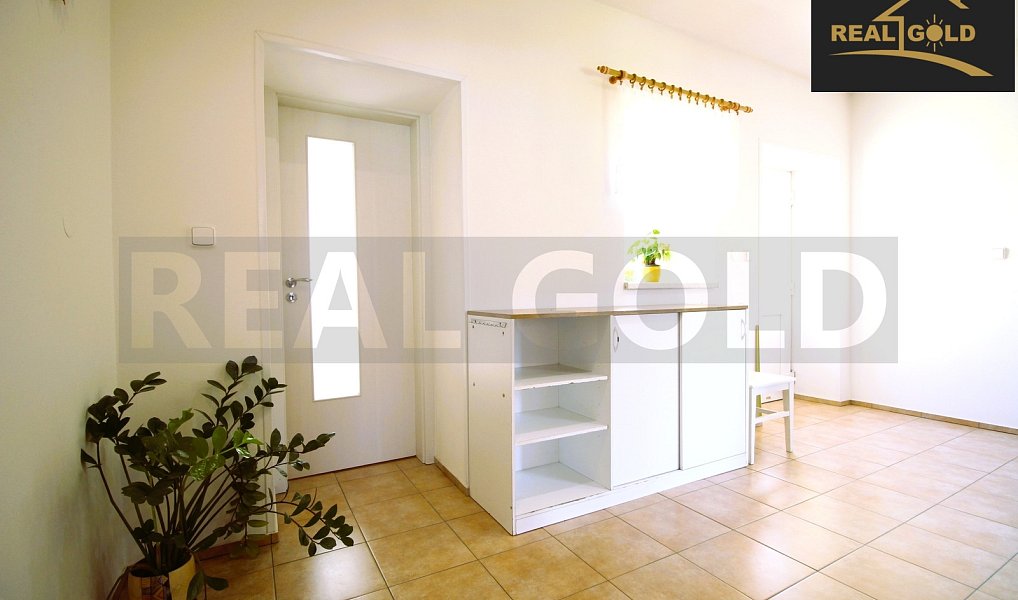 Prodej domu 200 m² s pozemkem 900 m², Jaroměřice nad Rokytnou – náhled fotky 22