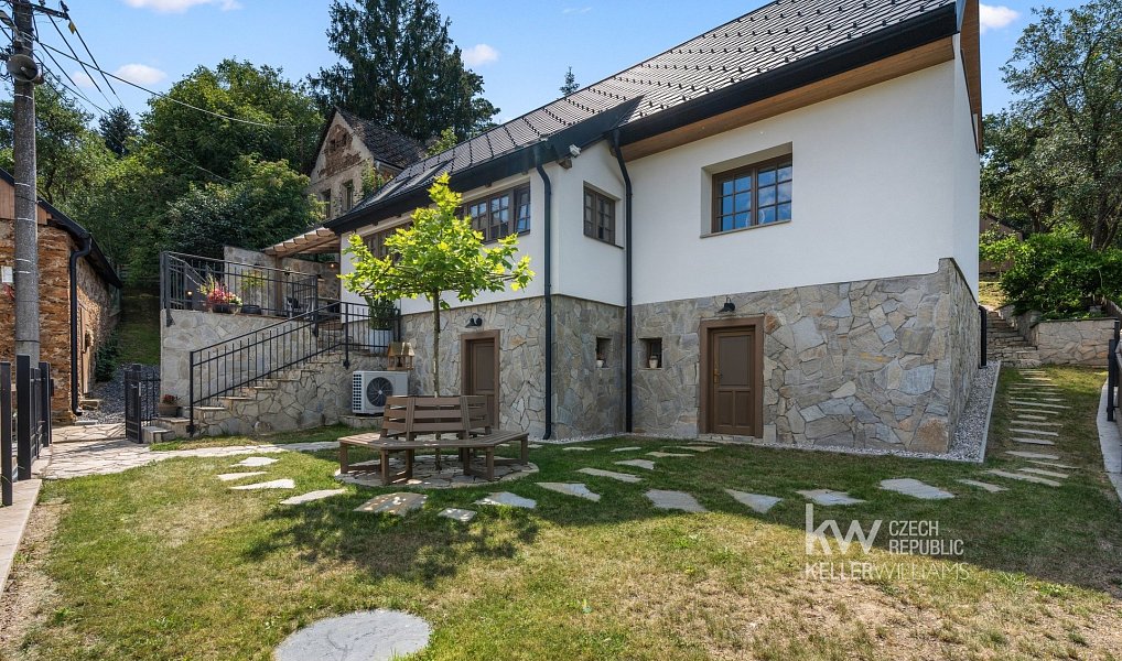 Prodej domu 180 m² s pozemkem 923 m², Račice – náhled fotky 28