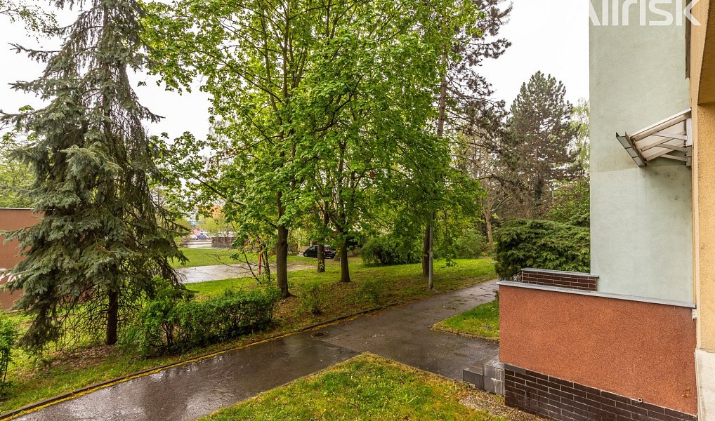 Prodej bytu 3+kk 87 m², Praha – náhled fotky 27