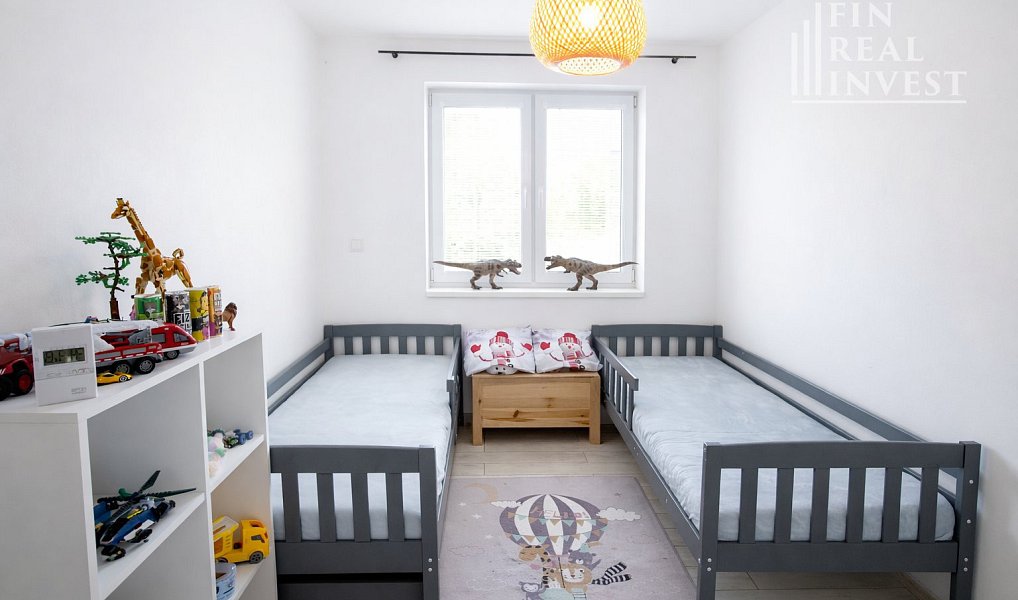 Prodej domu 328 m² s pozemkem 975 m², Hovorany – náhled fotky 5