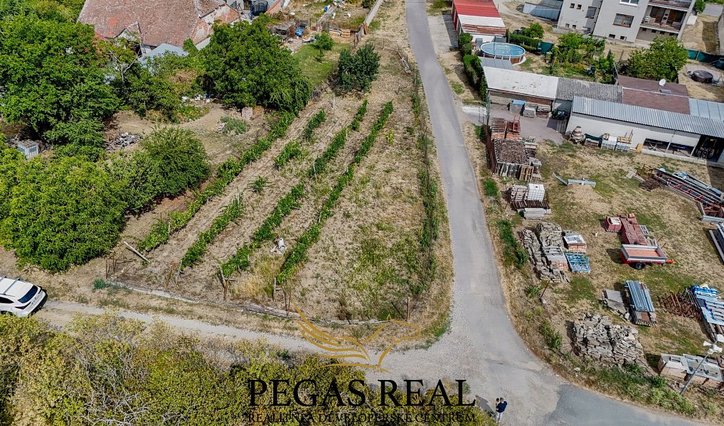Prodej stavebního pozemku 684 m², Šatov – náhled fotky 4