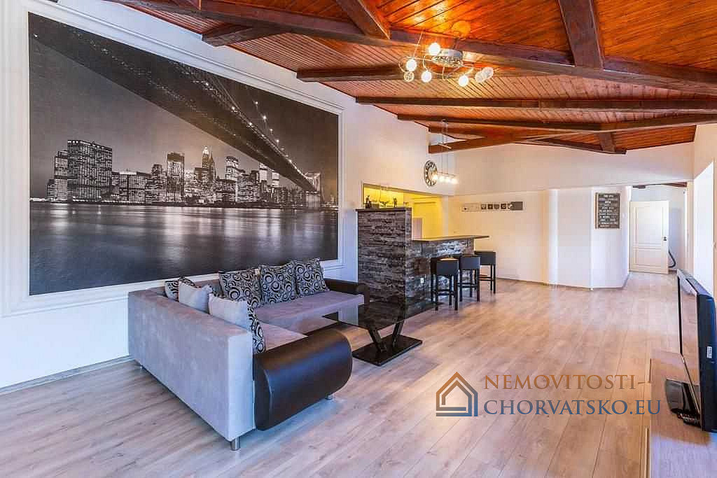 Prodej bytu 2+kk 122 m² - Widok 2