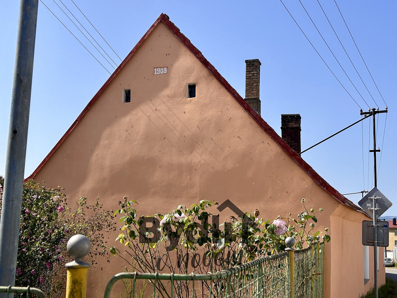 Prodej domu 103 m² s pozemkem 1 977 m² — photo 2