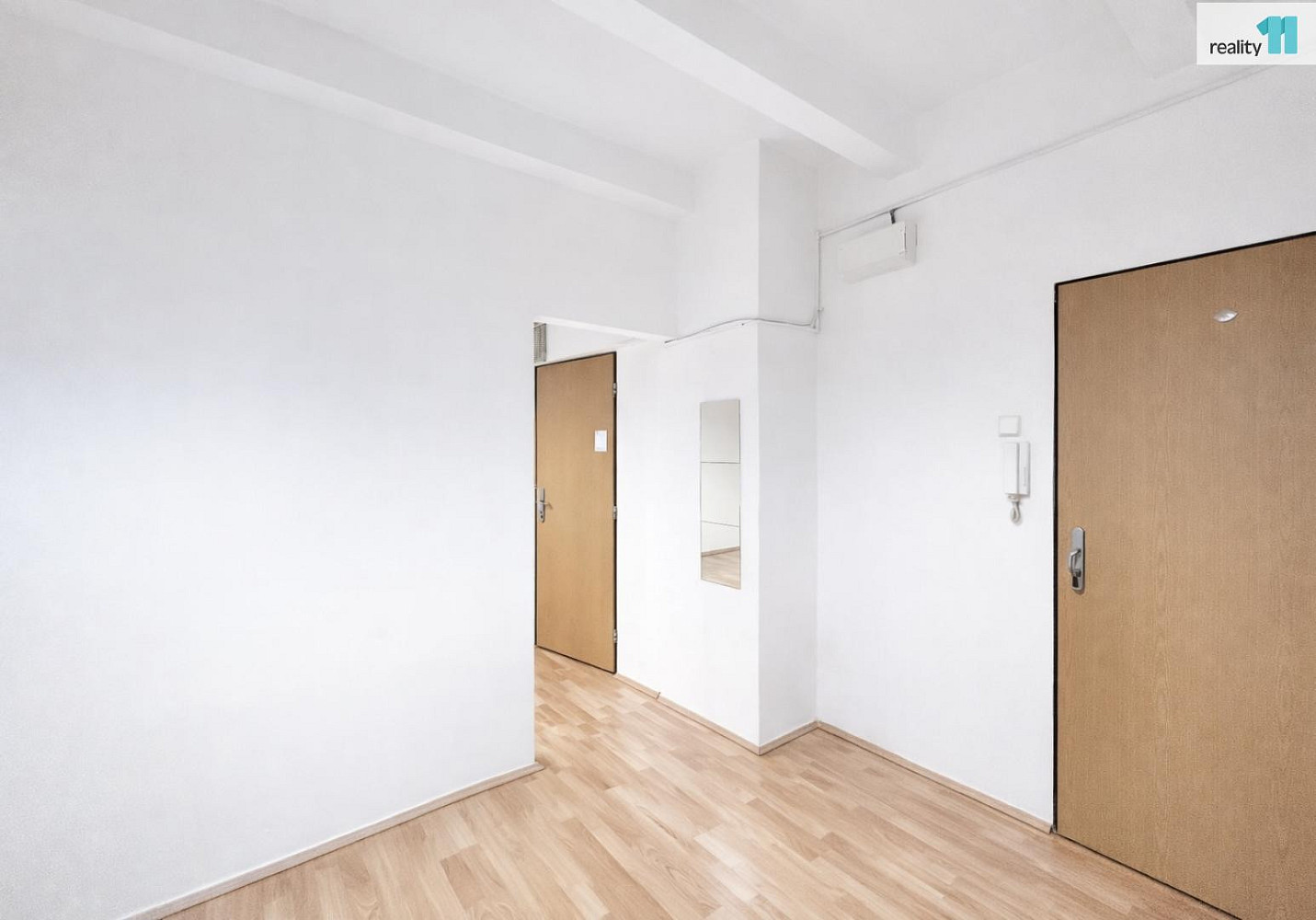 Pronájem bytu 1+1 24 m² — photo 4