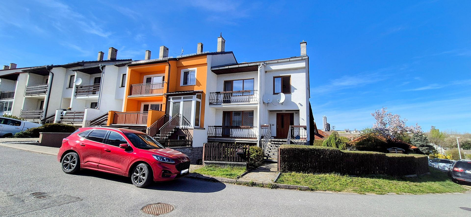 Prodej domu 195 m² – fotografie 2