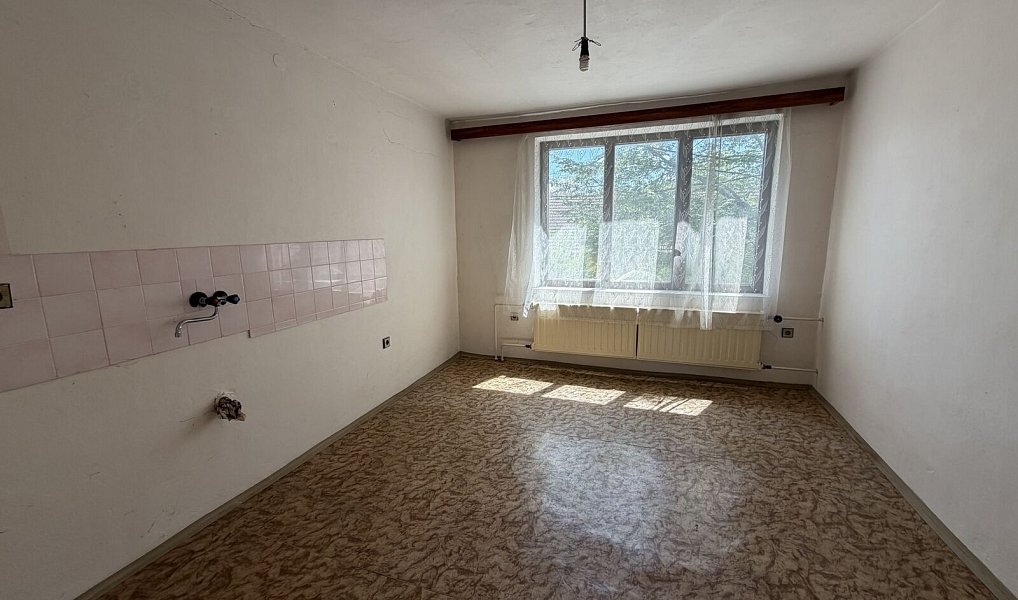 Prodej domu 180 m² s pozemkem 362 m², Lipov – náhled fotky 20
