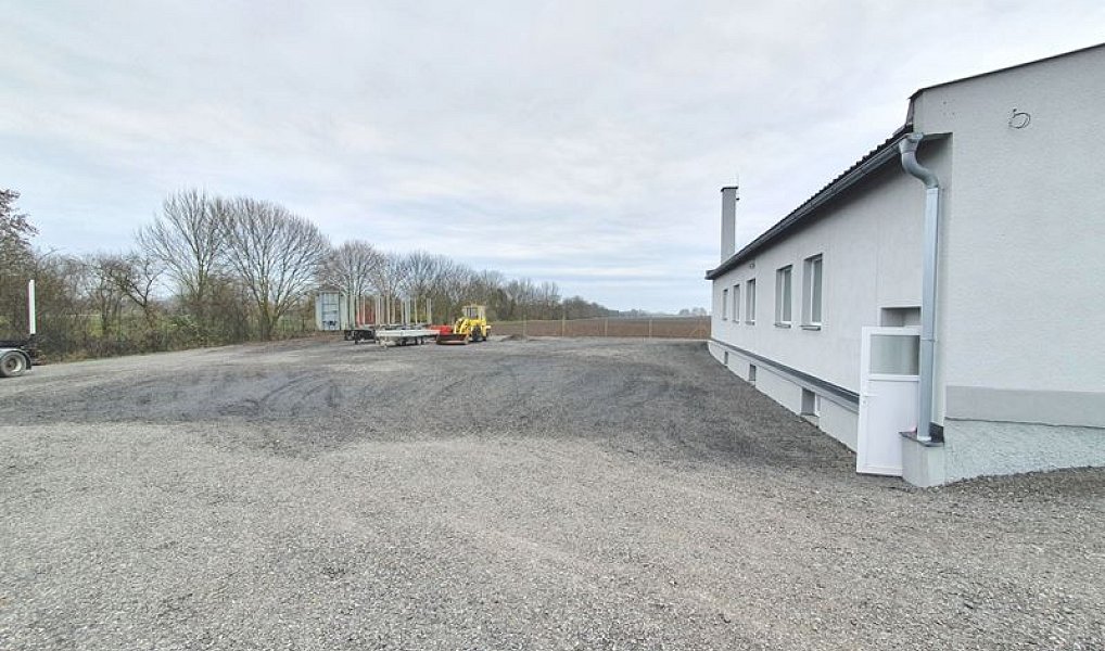 Pronájem obchodních prostor 237 m², Tovačov – náhled fotky 9