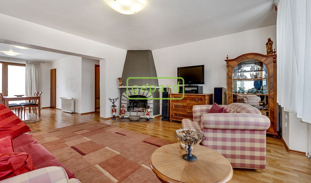 Prodej domu 353 m² s pozemkem 496 m², Přelouč – náhled fotky 2