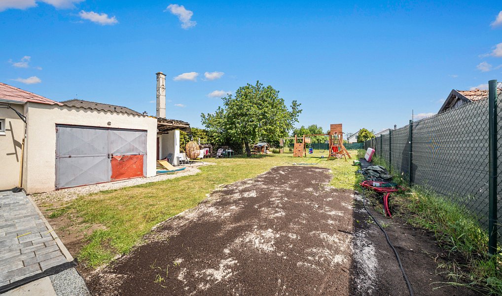 Prodej domu 56 m² s pozemkem 1 044 m², Tišice – náhled fotky 19