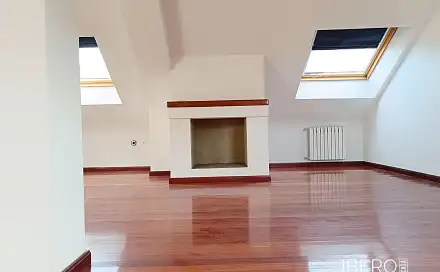Prodej bytu 5+kk 234 m², Lena, Španělsko