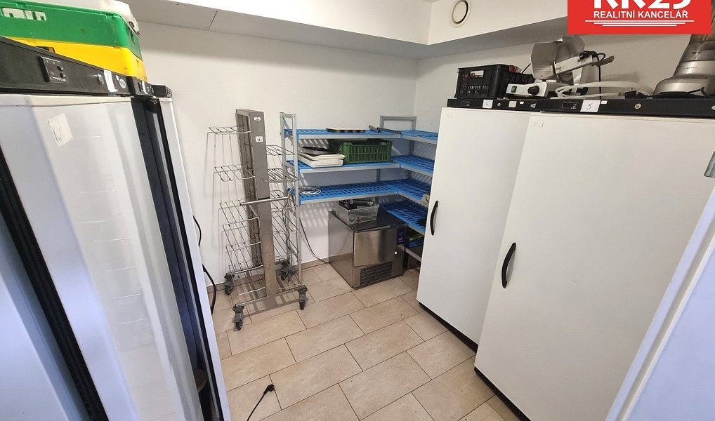 Prodej obchodních prostor 150 m², Mariánské Lázně – náhled fotky 13