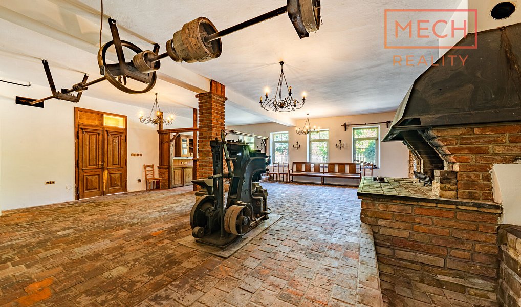 Prodej domu 280 m² s pozemkem 603 m², Svijanský Újezd – náhled fotky 22