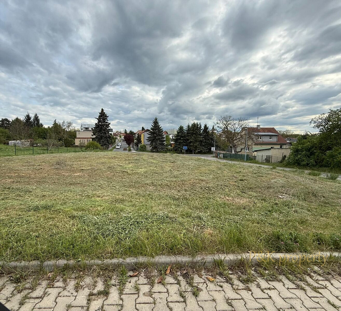 Prodej stavebního pozemku 1 161 m² – fotografie 2