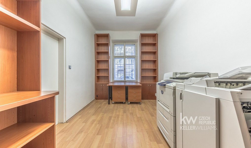 Pronájem obchodních prostor 270 m², Praha – náhled fotky 4