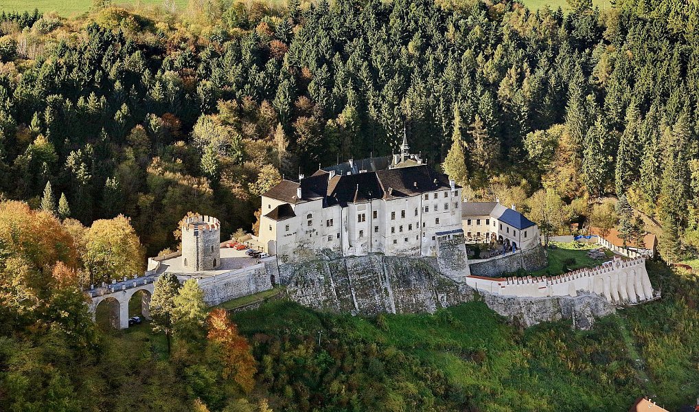 Prodej stavebního pozemku 931 m², Libež – náhled fotky 5
