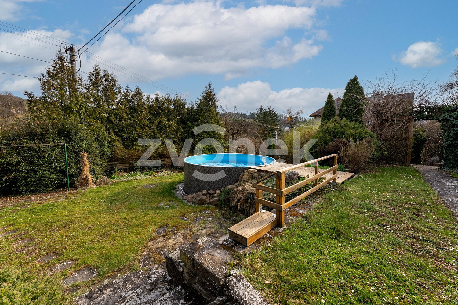 Prodej stavebního pozemku 470 m² – fotografie 5