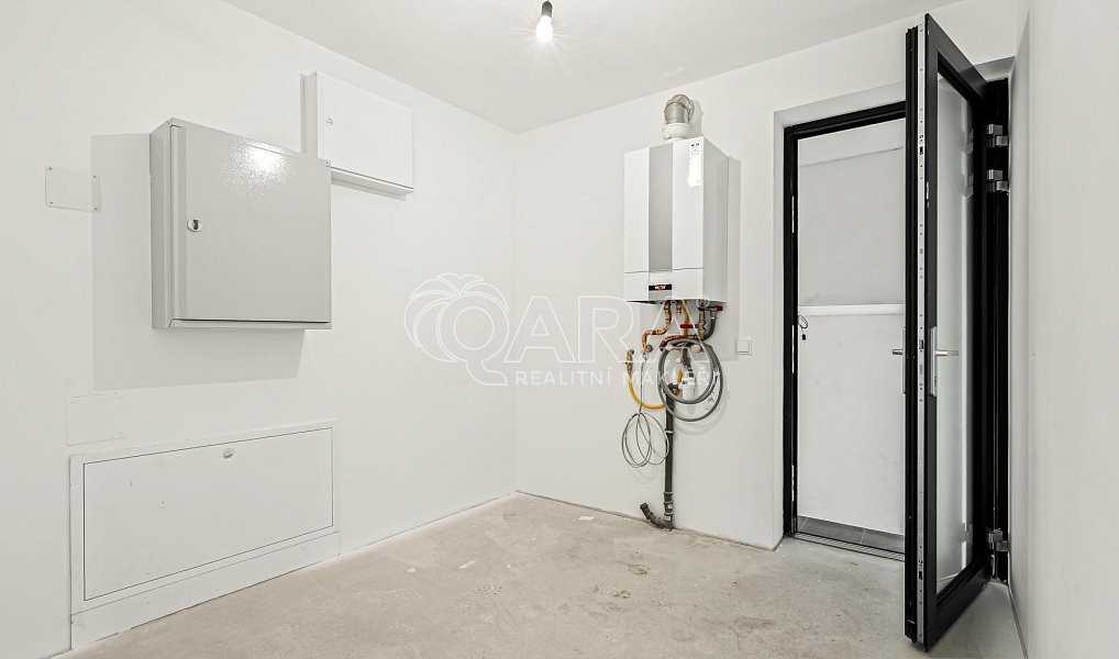 Prodej domu 259 m² s pozemkem 755 m², Kamenice – náhled fotky 31