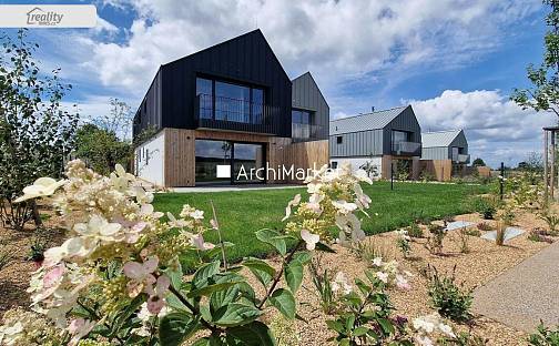 Prodej domu 234 m² s pozemkem 457 m², Popovičky - Nebřenice, okres Praha-východ