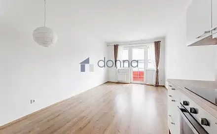 Pronájem bytu 1+kk 32 m²
