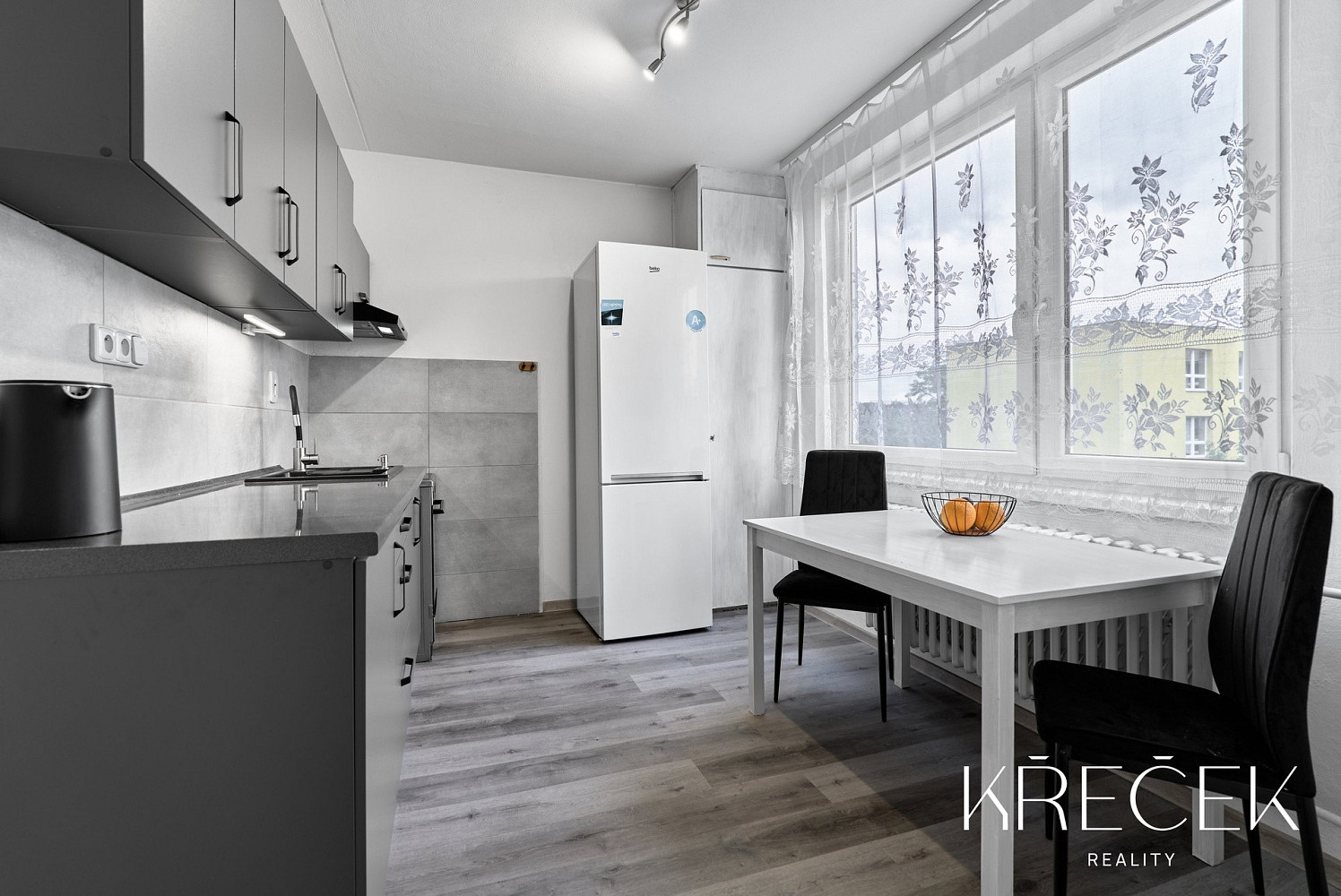 Pronájem bytu 2+1 50 m² — photo 2