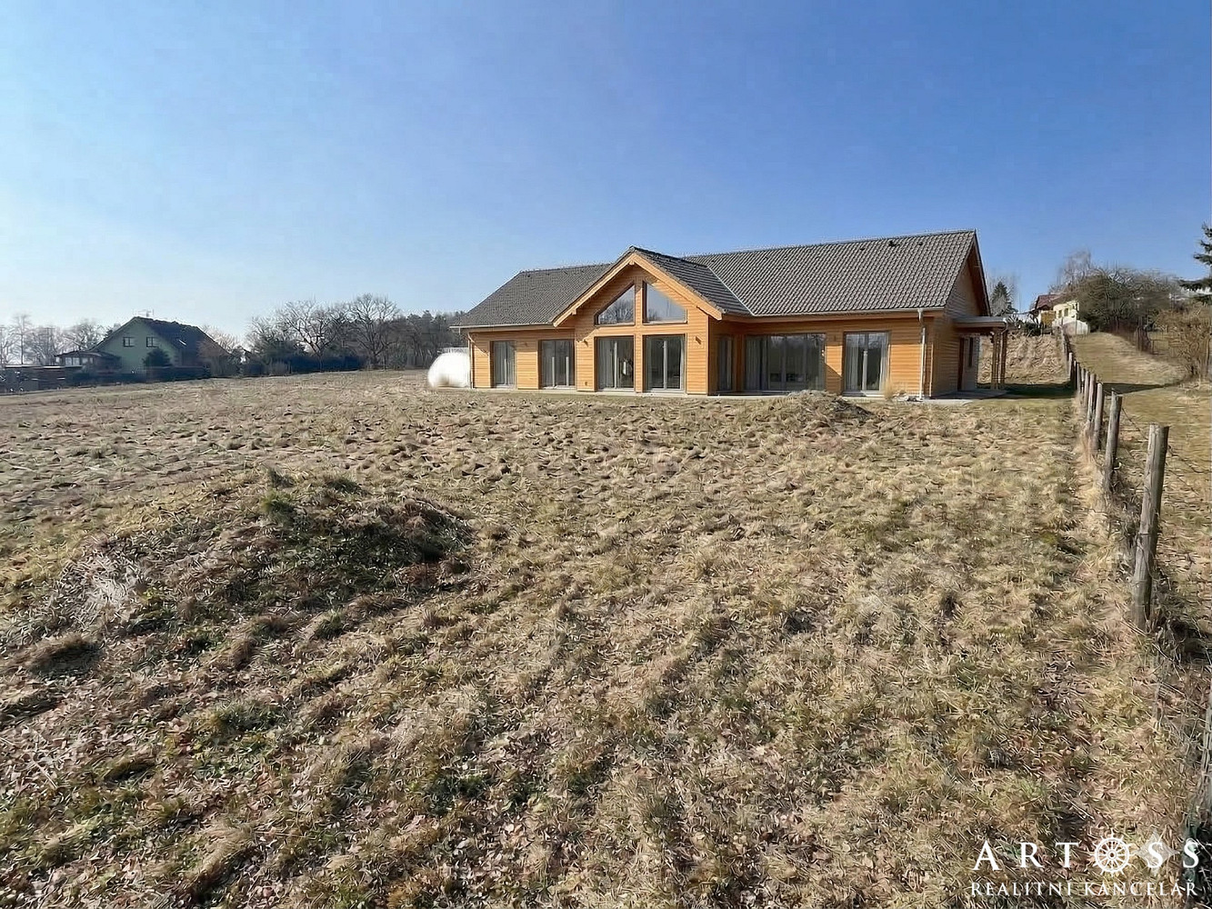 Prodej stavebního pozemku 3 028 m²