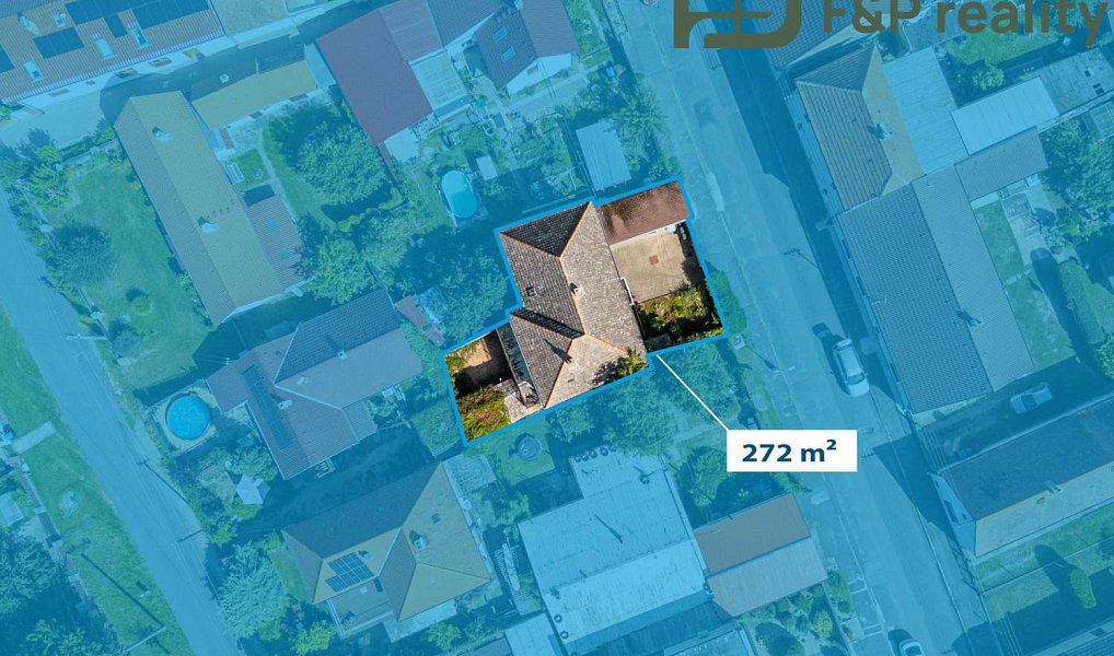 Prodej domu 215 m² s pozemkem 300 m², Žleby – náhled fotky 3