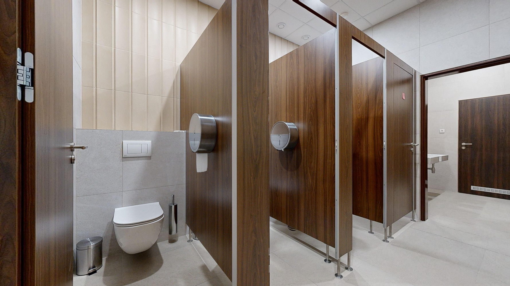 Pronájem kanceláře 155 m² – fotografie 4