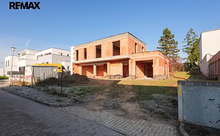 Prodej domu 200 m² s pozemkem 505 m², Miry Figarové, Brno - Sadová