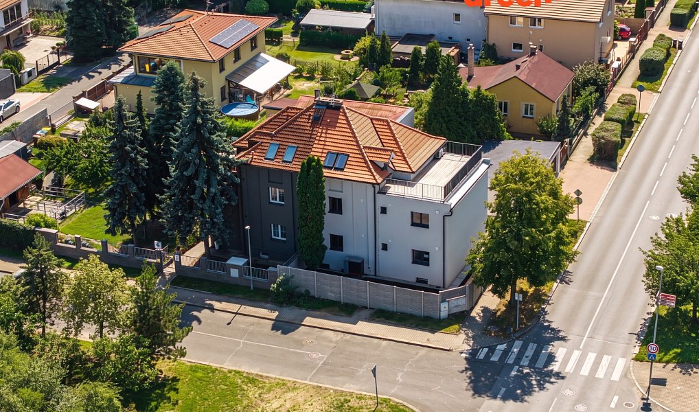 Prodej domu 200 m² s pozemkem 380 m², Praha – náhled fotky 43