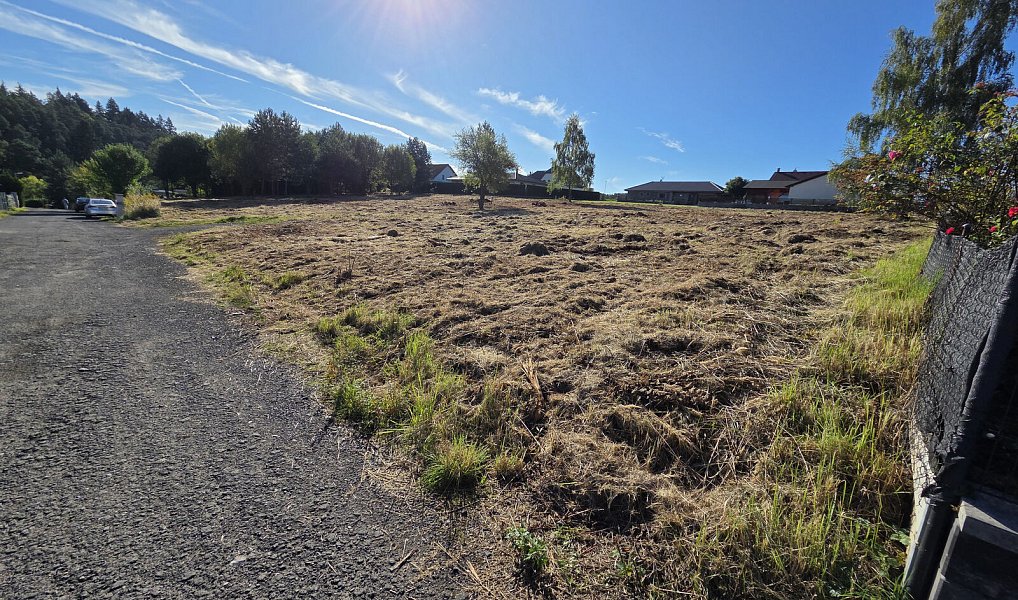 Prodej stavebního pozemku 1 000 m², Březí – náhled fotky 2