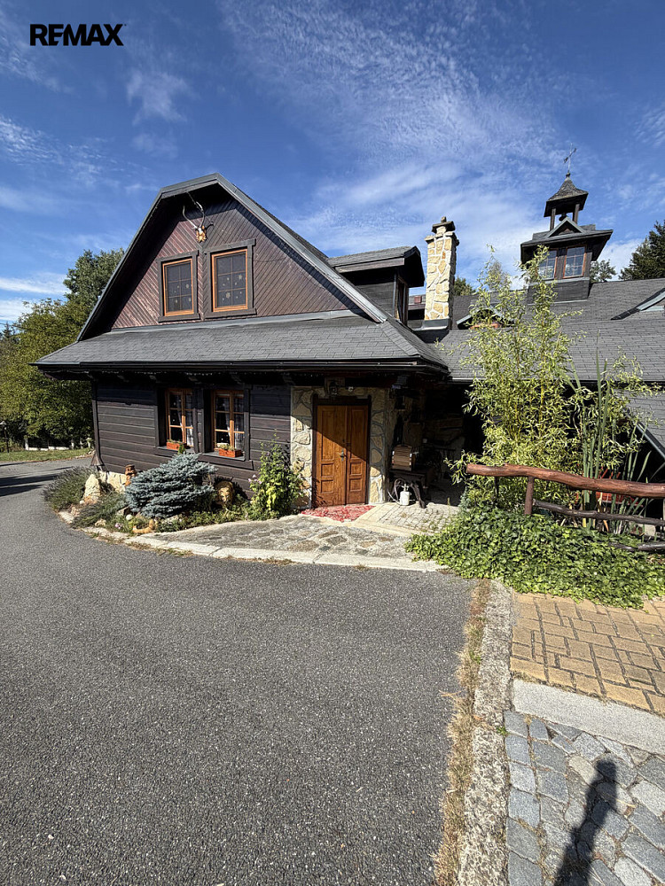 Prodej domu 830 m² s pozemkem 550 m² – fotografie 4