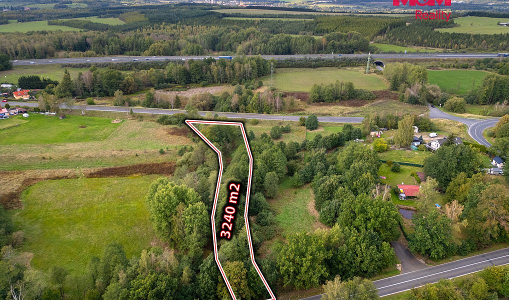 Prodej pozemku 3 240 m², Hory – náhled fotky 2
