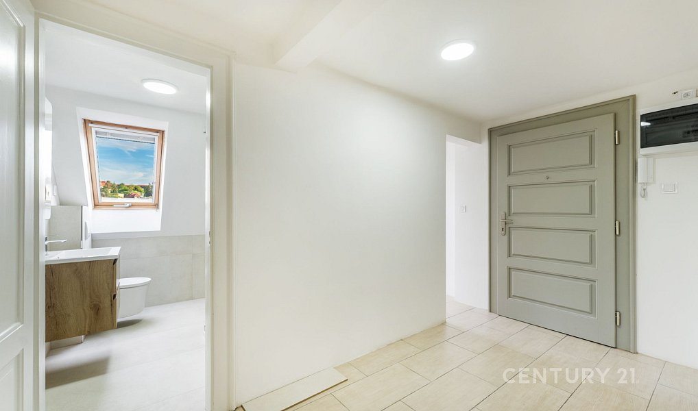 Prodej bytu 3+kk 73 m², Praha – náhled fotky 21