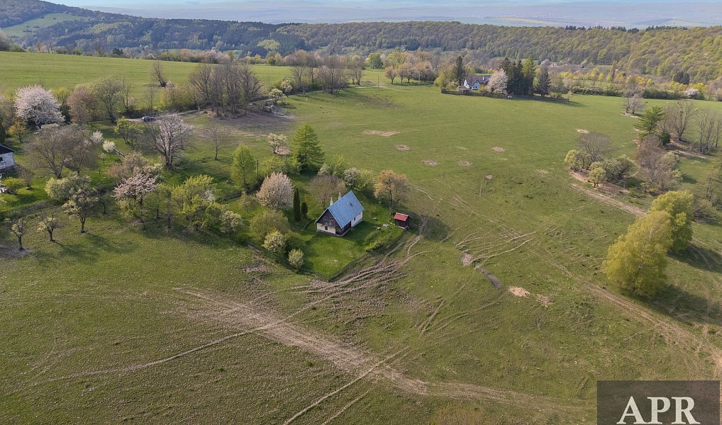 Prodej chaty/chalupy 132 m² s pozemkem 5 985 m², Lopeník – náhled fotky 8