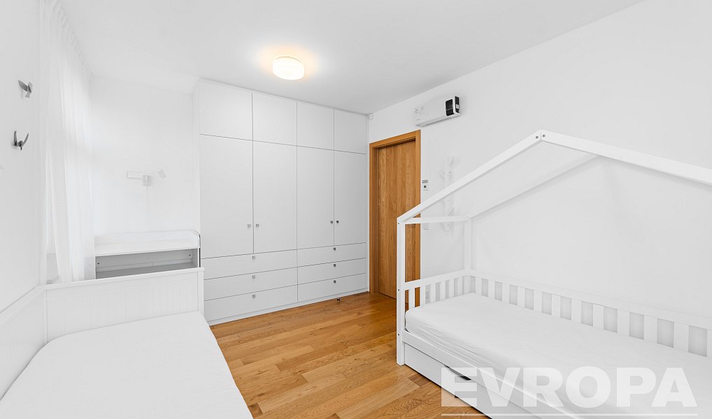 Pronájem bytu 4+kk 113 m², Praha – náhled fotky 7