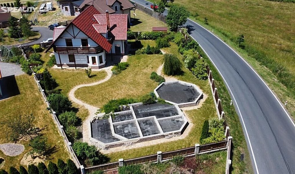 Prodej domu 229 m² s pozemkem 1 110 m², Hroznětín – náhled fotky 26
