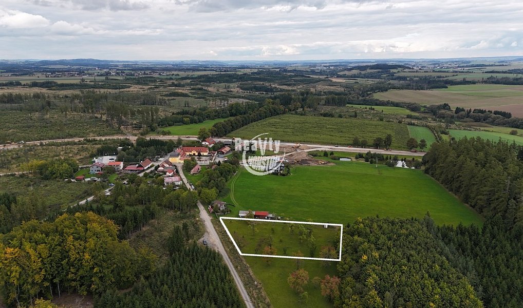 Prodej stavebního pozemku 3 425 m², Jamné – náhled fotky 4