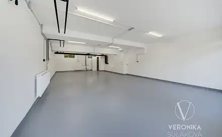 Prodej obchodních prostor 76 m²